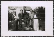 Bohuslav Martinů se Čtyřkou (École de Paris). Zleva: Conrad Beck, Marcel Mihalovici, Bohuslav Martinů, Tibor Harsányi.